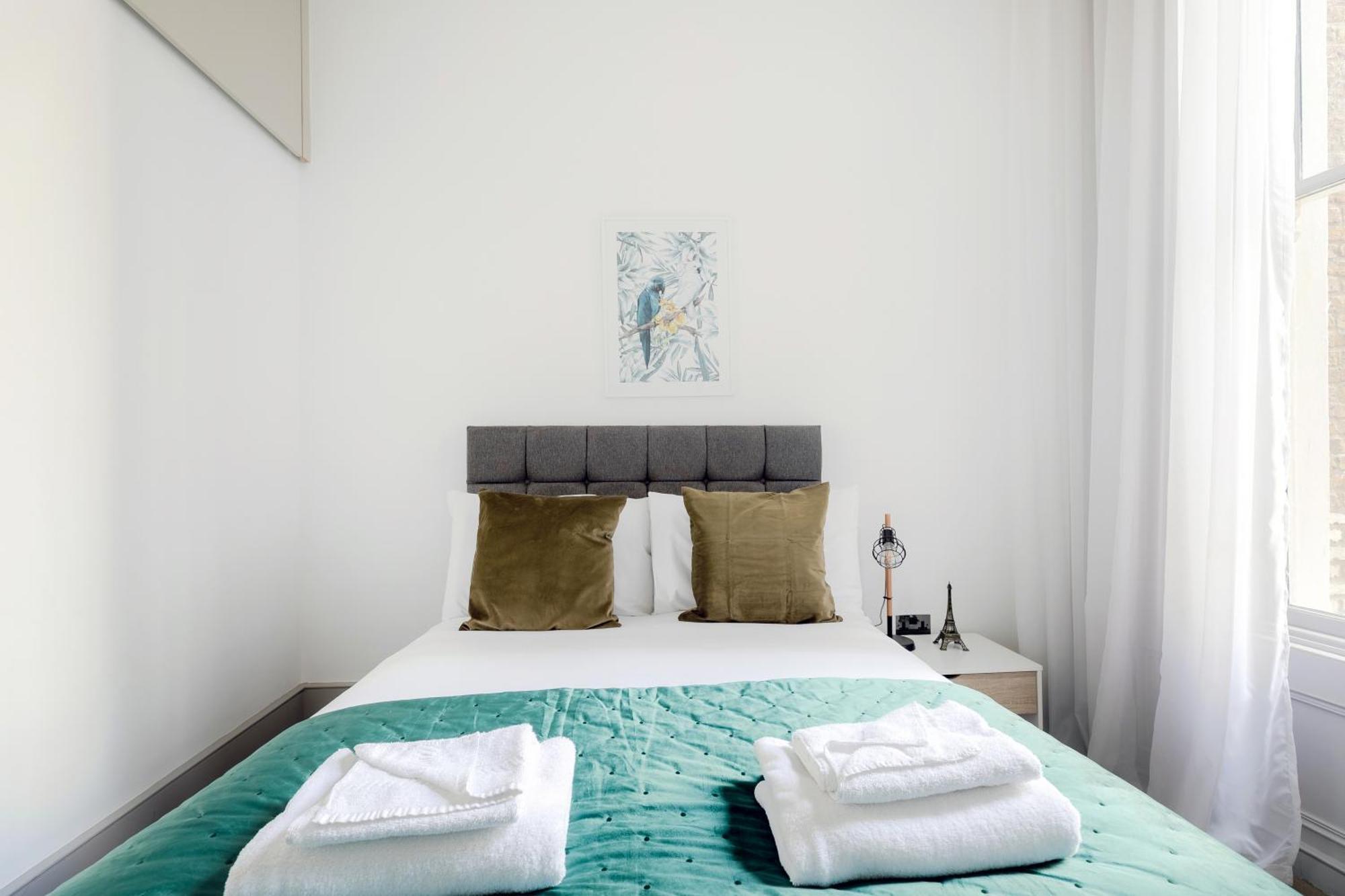 Prime Gloucester Road Апартаменты *